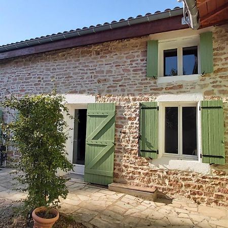 Le Gite Et Puits C'Est Tout Préty Extérieur photo